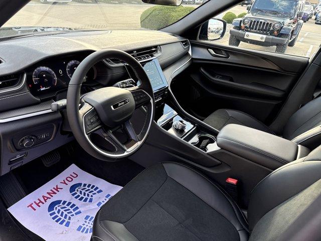 new 2025 Jeep Grand Cherokee car, priced at $44,749