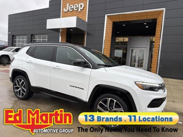 new 2025 Jeep Compass car, priced at $36,999