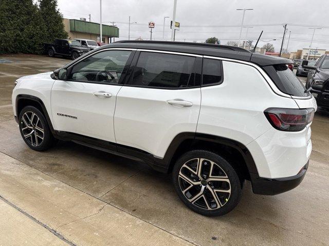 new 2025 Jeep Compass car, priced at $36,999