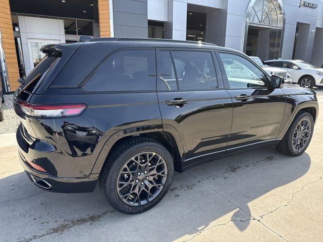 new 2025 Jeep Grand Cherokee car, priced at $69,499