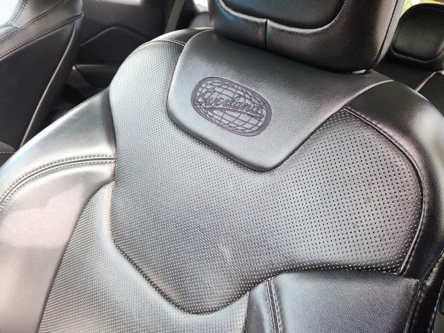used 2019 Jeep Cherokee car, priced at $18,999