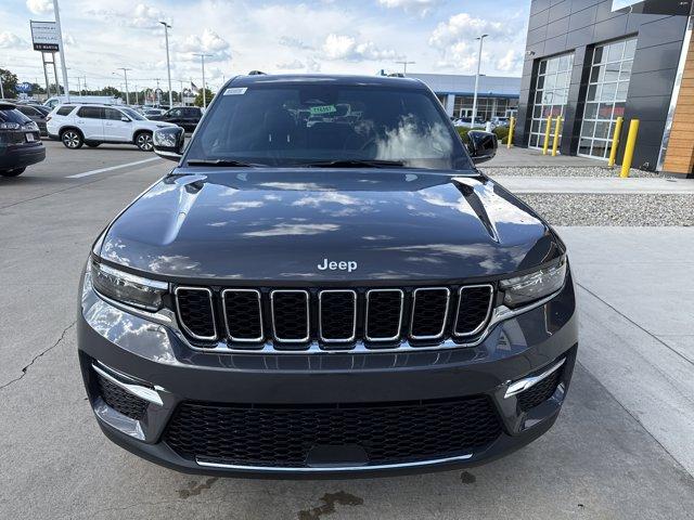 new 2025 Jeep Grand Cherokee car, priced at $47,999