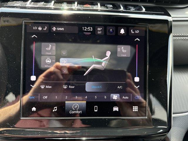 new 2025 Jeep Grand Cherokee car, priced at $43,999
