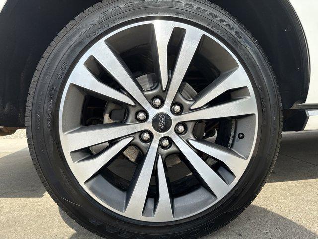 used 2021 Ford Expedition car, priced at $41,558