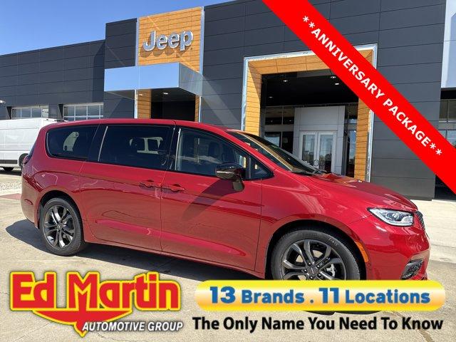 new 2026 Chrysler Pacifica car, priced at $46,999