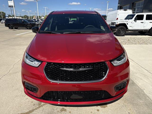 new 2026 Chrysler Pacifica car, priced at $46,999