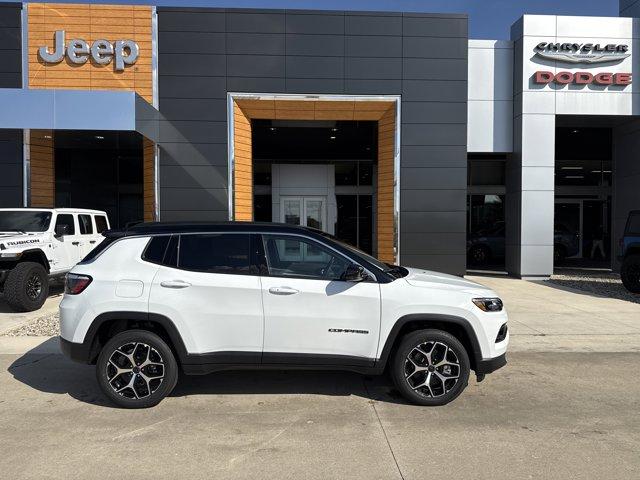 new 2026 Jeep Compass car, priced at $33,499