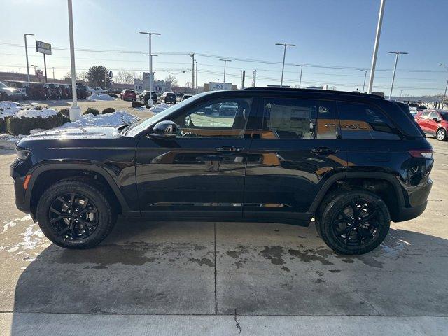 new 2025 Jeep Grand Cherokee car, priced at $46,499