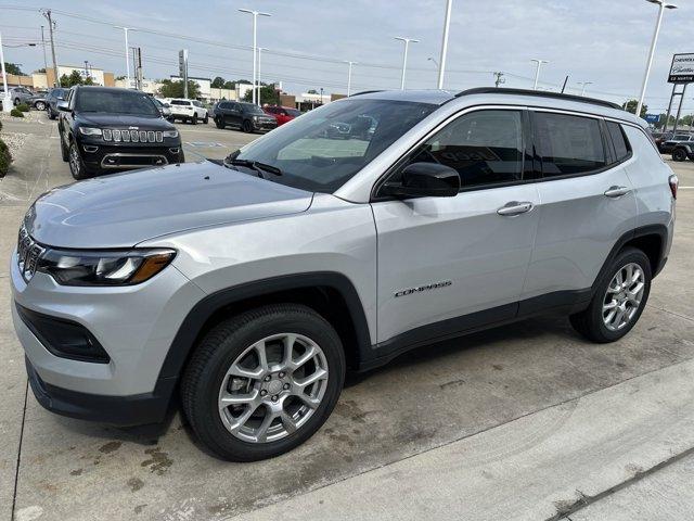 new 2024 Jeep Compass car, priced at $31,499