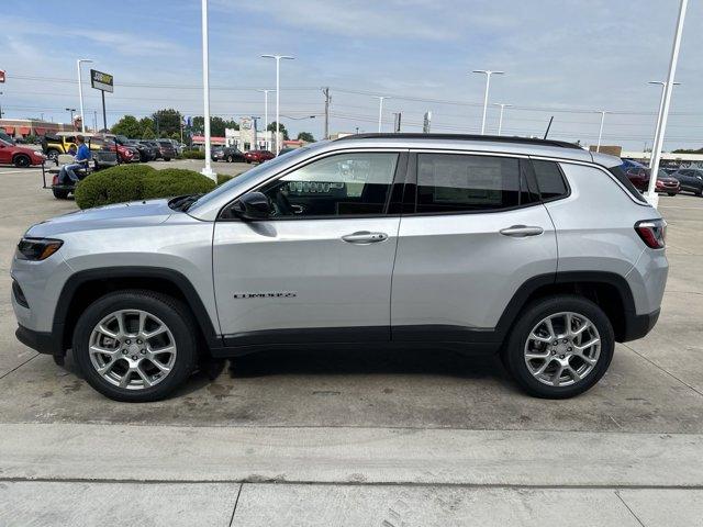 new 2024 Jeep Compass car, priced at $31,499