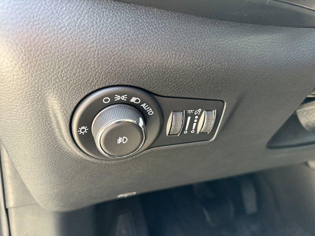 new 2025 Jeep Compass car, priced at $35,999