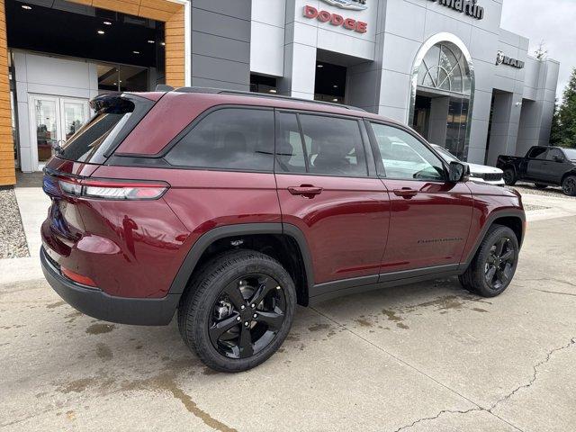 new 2025 Jeep Grand Cherokee car, priced at $49,999