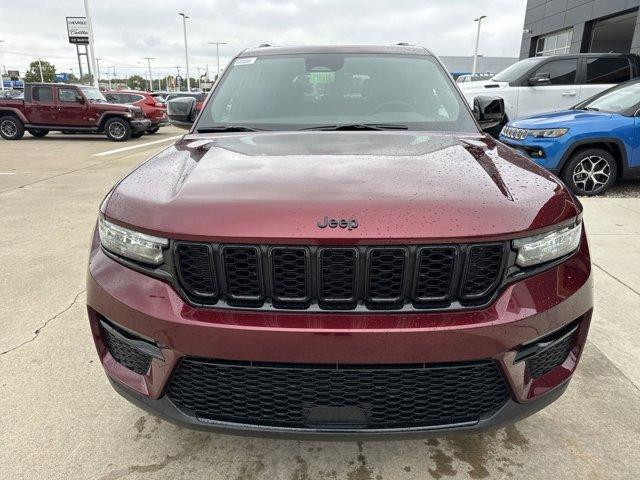 new 2025 Jeep Grand Cherokee car, priced at $49,999