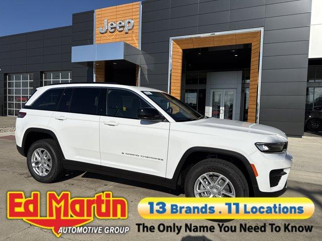 new 2025 Jeep Grand Cherokee car, priced at $41,999