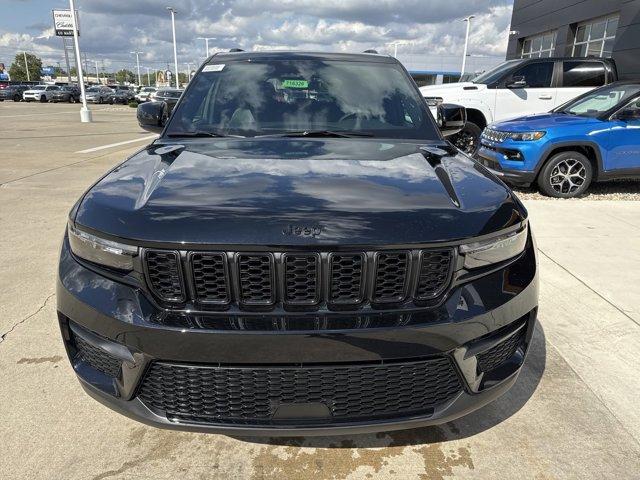 new 2025 Jeep Grand Cherokee car, priced at $44,999