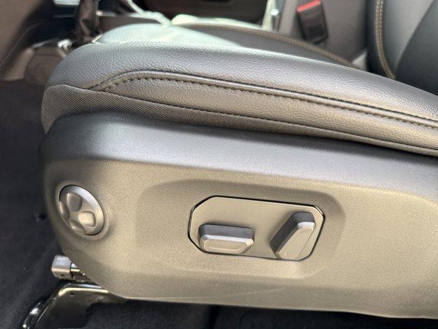 new 2025 Jeep Gladiator car, priced at $47,499