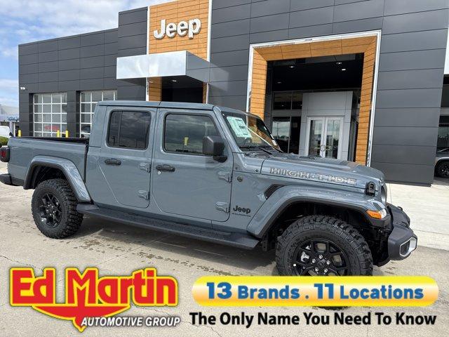new 2025 Jeep Gladiator car, priced at $47,499