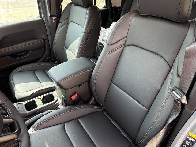 new 2025 Jeep Gladiator car, priced at $47,499