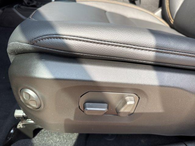 new 2025 Jeep Gladiator car, priced at $46,499