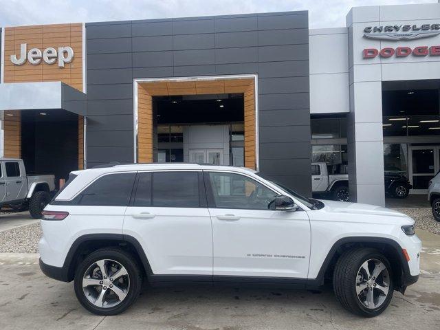 used 2023 Jeep Grand Cherokee car, priced at $37,115