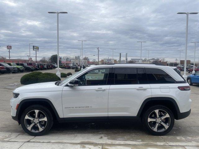 used 2023 Jeep Grand Cherokee car, priced at $37,115