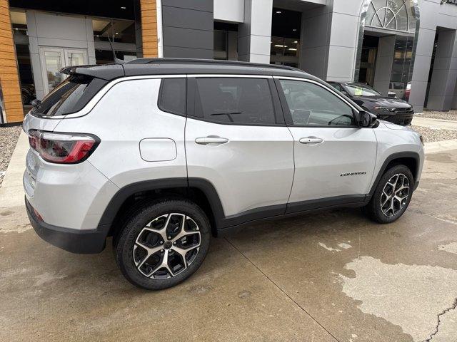 new 2025 Jeep Compass car, priced at $33,999