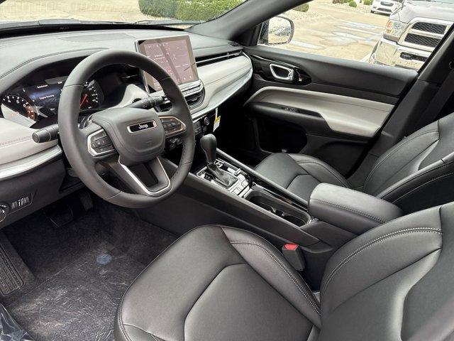 new 2025 Jeep Compass car, priced at $33,999