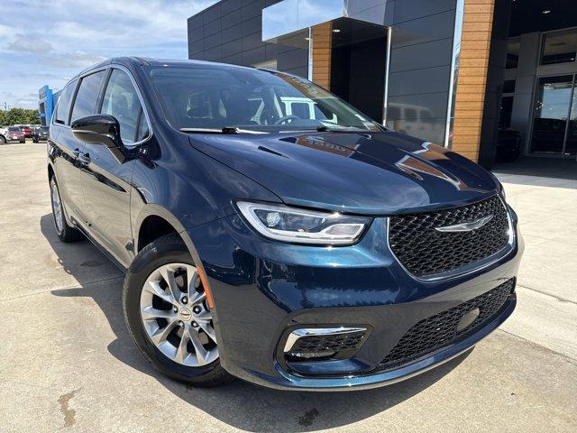 used 2024 Chrysler Pacifica car, priced at $40,888