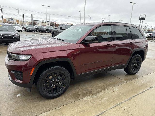 new 2025 Jeep Grand Cherokee car, priced at $44,999