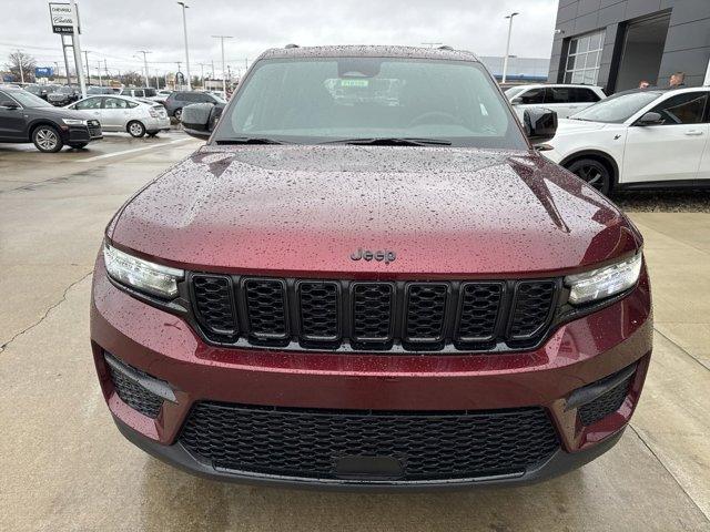 new 2025 Jeep Grand Cherokee car, priced at $44,999