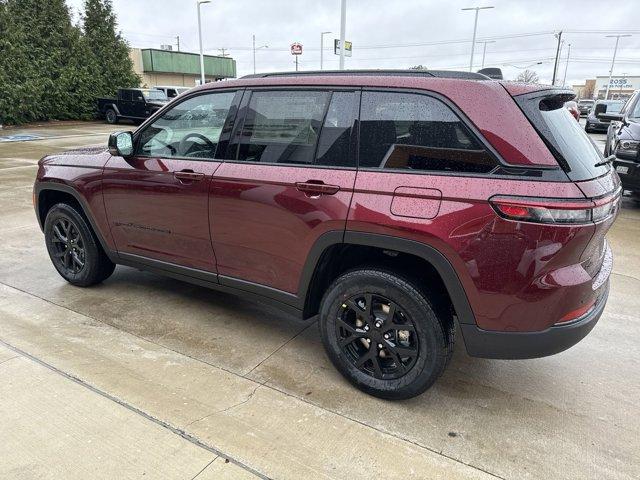 new 2025 Jeep Grand Cherokee car, priced at $44,999