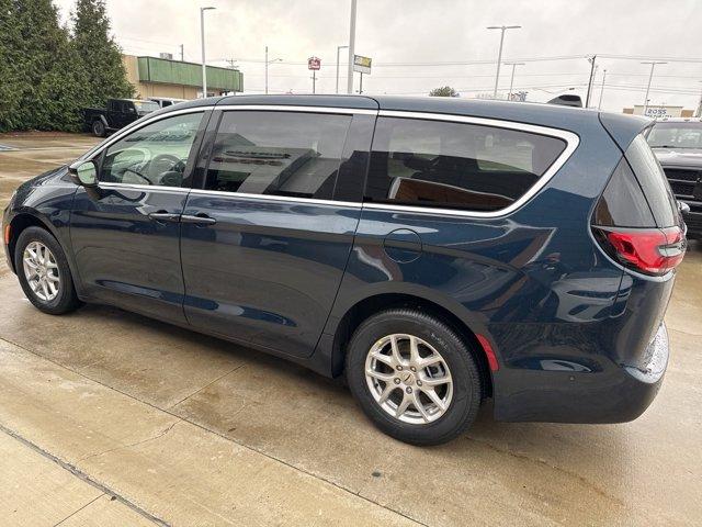 new 2025 Chrysler Pacifica car, priced at $44,499