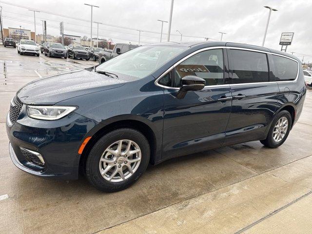 new 2025 Chrysler Pacifica car, priced at $44,499