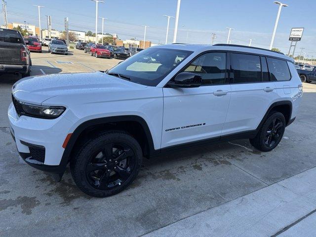 new 2025 Jeep Grand Cherokee L car, priced at $52,499