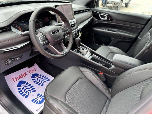 new 2024 Jeep Compass car, priced at $33,999