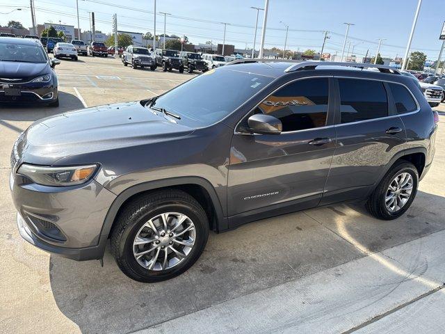 used 2019 Jeep Cherokee car, priced at $10,998