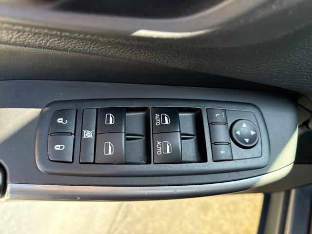 used 2019 Jeep Cherokee car, priced at $10,998