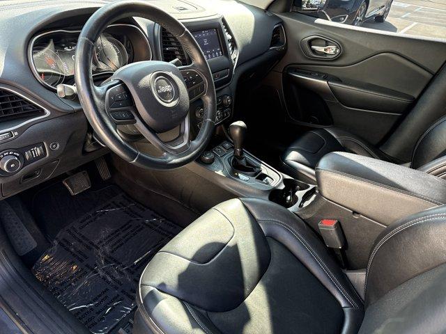 used 2019 Jeep Cherokee car, priced at $10,998
