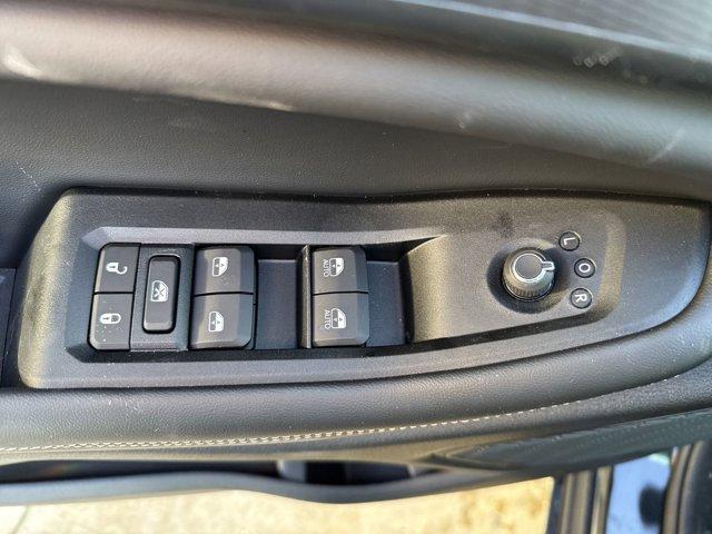 new 2025 Jeep Grand Cherokee car, priced at $45,499