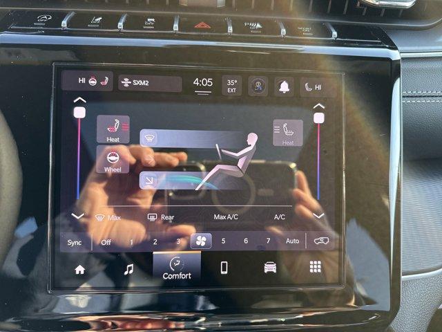 new 2025 Jeep Grand Cherokee car, priced at $45,499