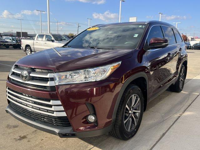 used 2018 Toyota Highlander car, priced at $20,977