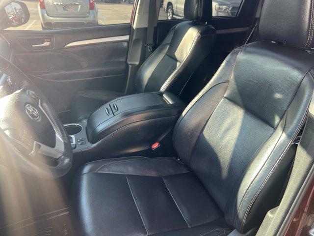 used 2018 Toyota Highlander car, priced at $20,977