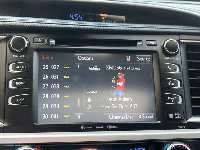 used 2018 Toyota Highlander car, priced at $20,977