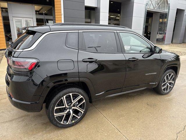 new 2025 Jeep Compass car, priced at $37,499