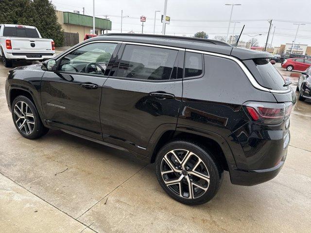 new 2025 Jeep Compass car, priced at $37,499