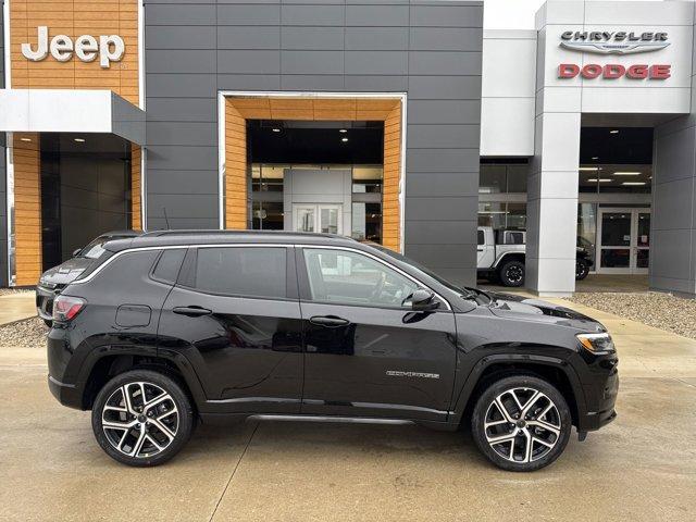 new 2025 Jeep Compass car, priced at $37,499