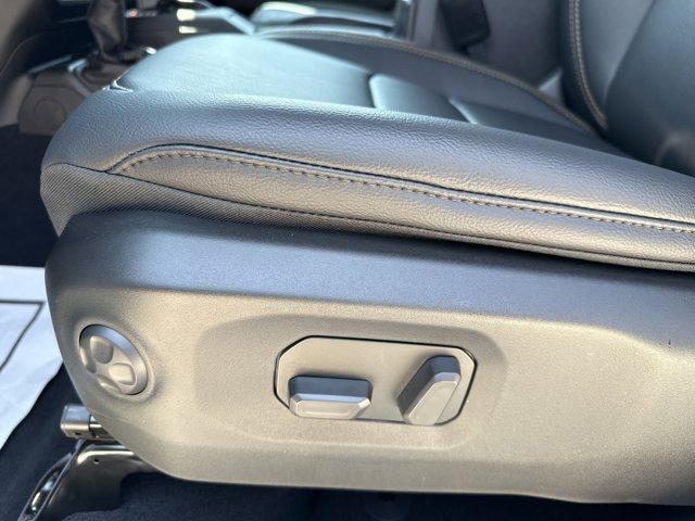 new 2025 Jeep Wrangler car, priced at $55,999