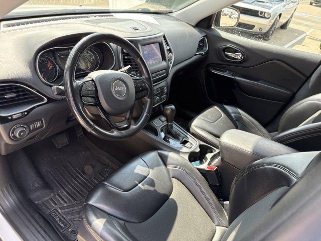 used 2020 Jeep Cherokee car, priced at $18,555