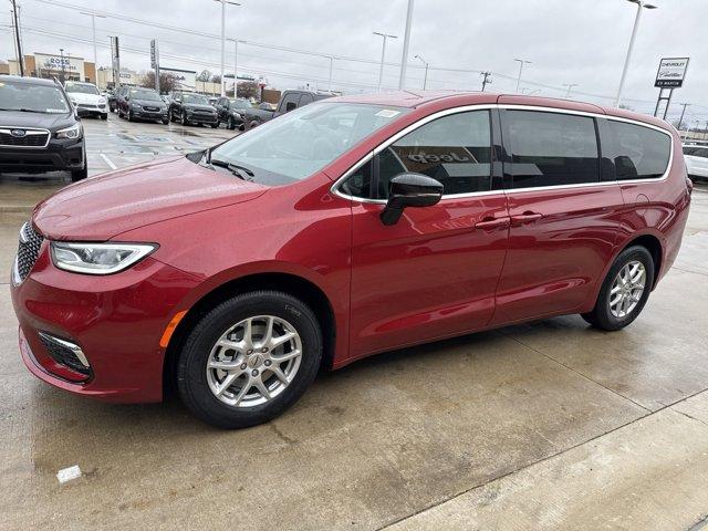 new 2025 Chrysler Pacifica car, priced at $44,499