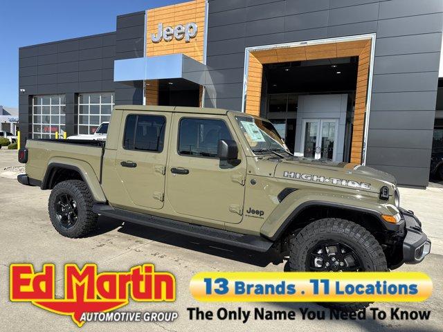 new 2025 Jeep Gladiator car, priced at $47,499